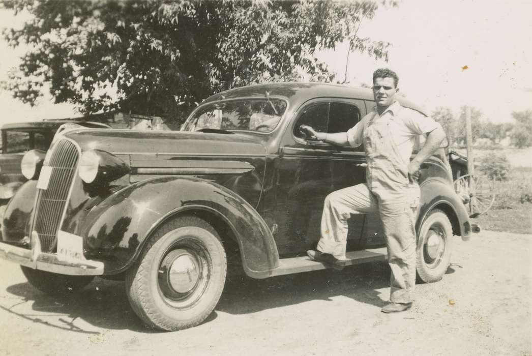 Campopiano Von Klimo, Melinda, history of Iowa, Portraits - Individual, Iowa History, Motorized Vehicles, car, Iowa, Des Moines, IA