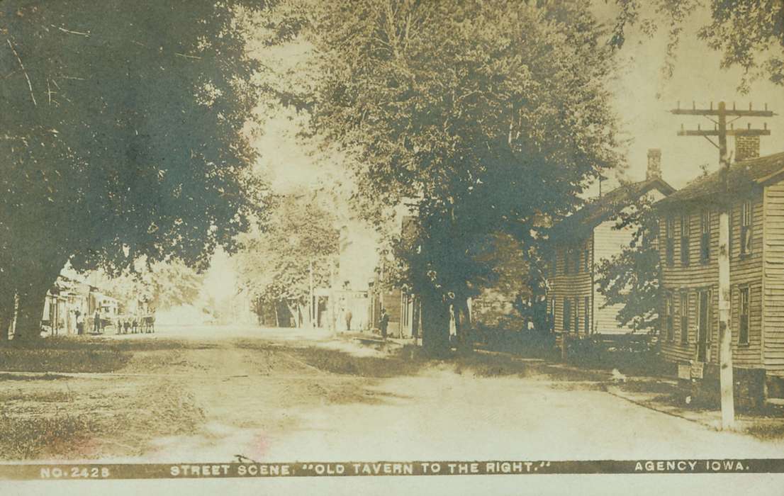 dirt road, history of Iowa, Lemberger, LeAnn, Main Streets & Town Squares, Iowa, Cities and Towns, Iowa History, Agency, IA