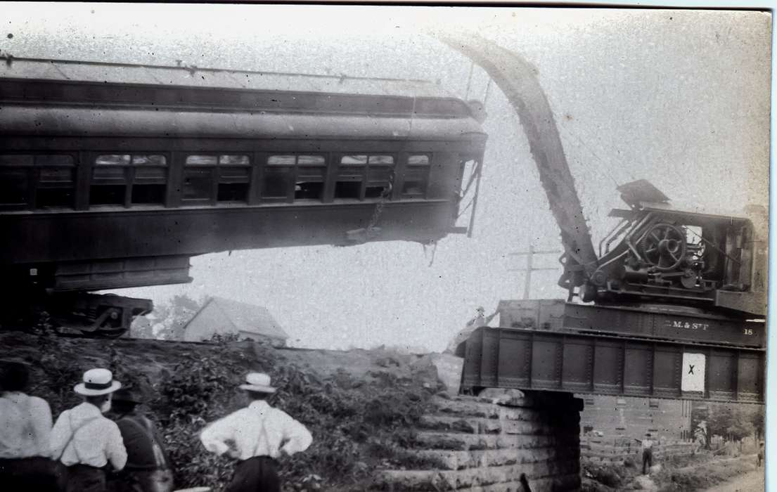 crane, history of Iowa, Iowa History, Wrecks, Motorized Vehicles, train, spectator, Anamosa Library & Learning Center, Iowa, Anamosa, IA, Train Stations