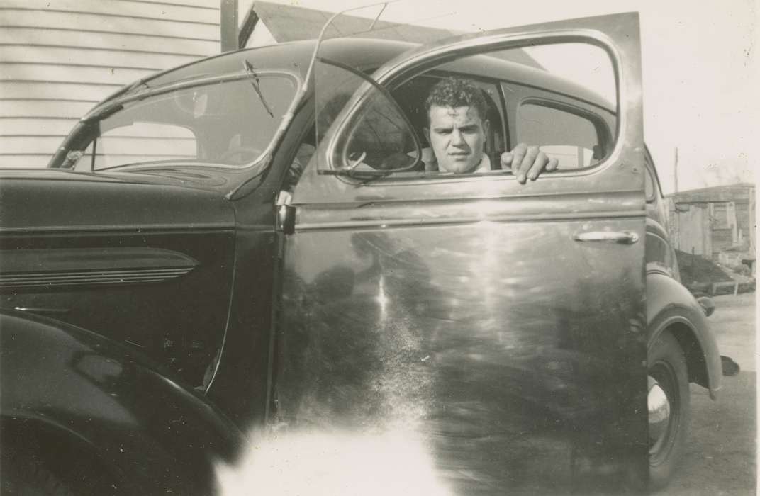 Norwoodville, IA, Motorized Vehicles, Campopiano Von Klimo, Melinda, Iowa History, Iowa, history of Iowa, Portraits - Individual, car