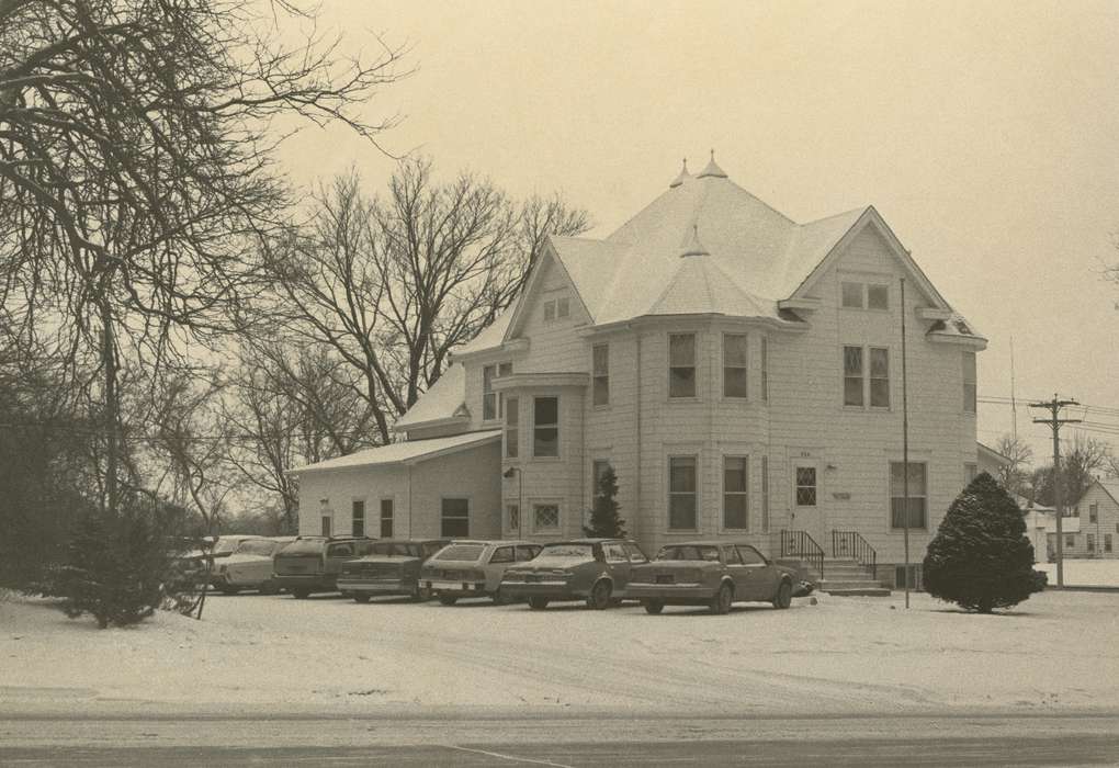 Labor and Occupations, Homes, Waverly Public Library, Iowa History, Waverly, IA, Businesses and Factories, history of Iowa, house, Iowa, Motorized Vehicles, Main Streets & Town Squares, Cities and Towns