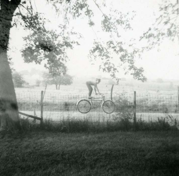 Leisure, Murray, IA, country, Iowa History, Iowa, Schrodt, Evelyn, history of Iowa, Children, bicycle