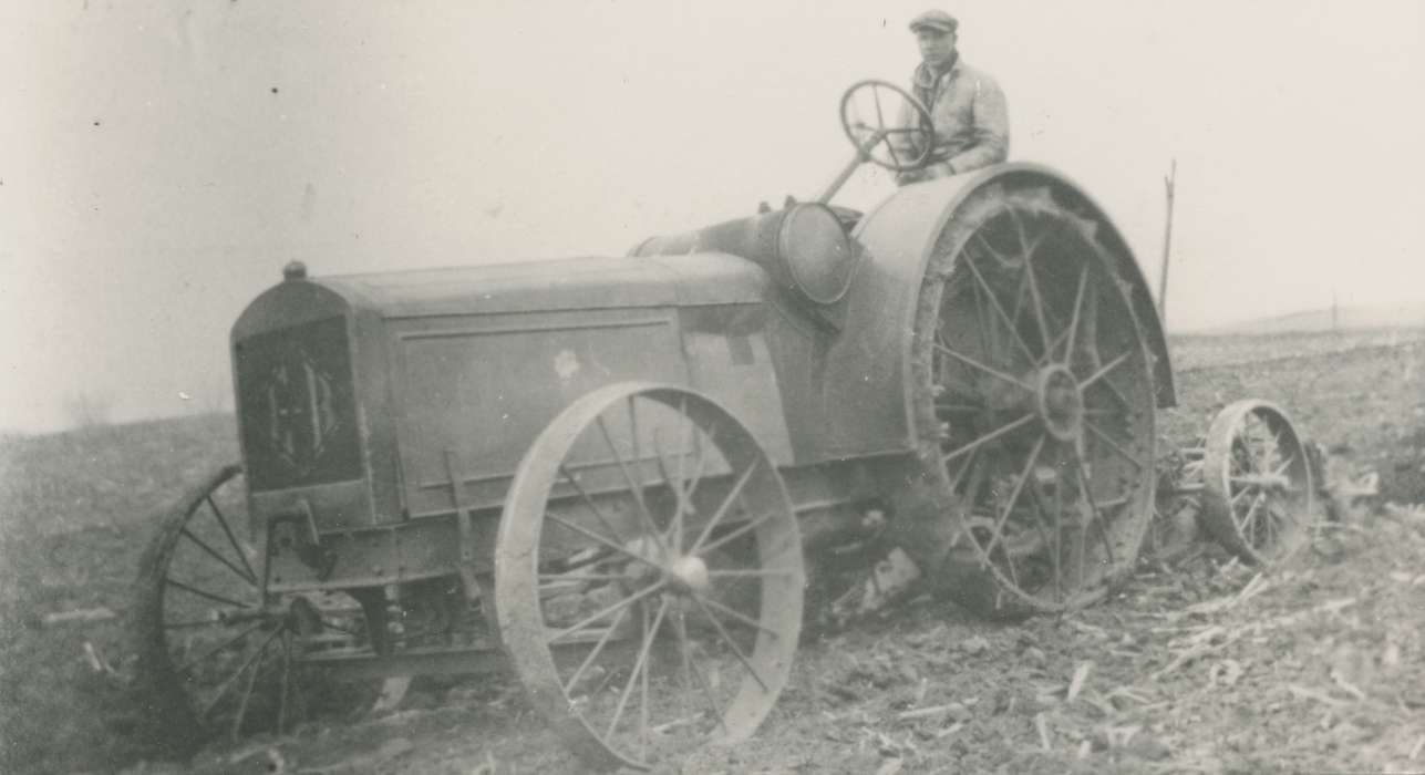 Hardin County, IA, tractor, Iowa History, Iowa, Motorized Vehicles, farm, Cook, Mavis, history of Iowa