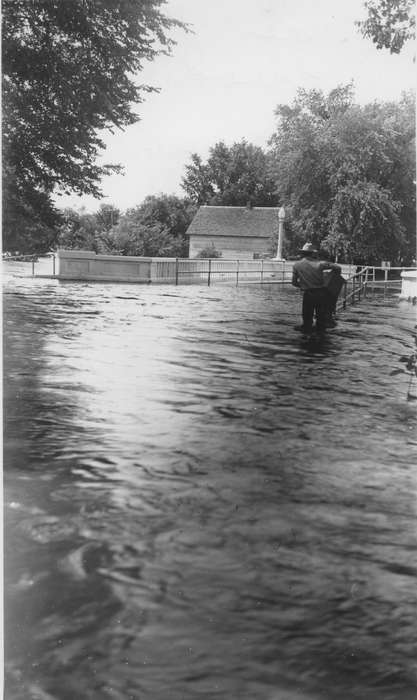 Floods, history of Iowa, Iowa History, Doering, Alan, Iowa, house, Oelwein, IA
