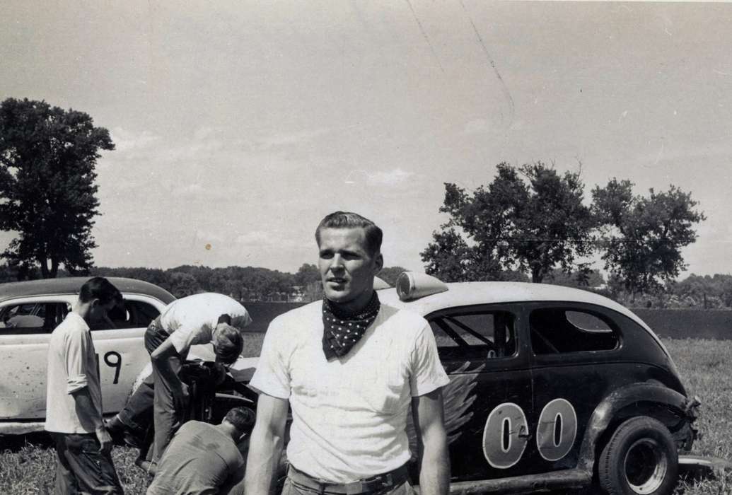 car, Waterloo, IA, Iowa History, Iowa, Motorized Vehicles, Volgarino, Jim, Sports, bandana, tunis speedway, history of Iowa