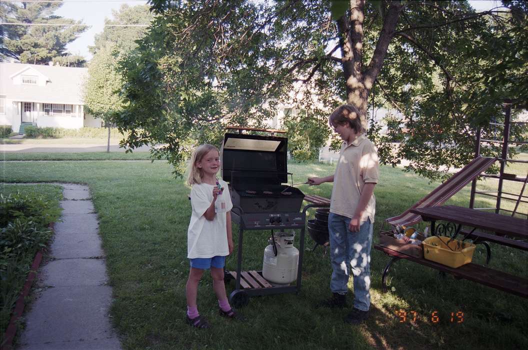 Food and Meals, playground, IA, Iowa, burger, summer, Leisure, Children, Rustebakke, Paul, grill, history of Iowa, Iowa History