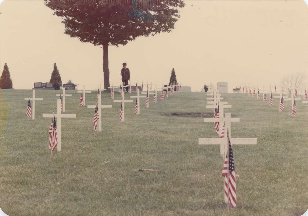 history of Iowa, Military and Veterans, Cemeteries and Funerals, cemetery, Waverly, IA, Waverly Public Library, Holidays, Iowa, soldier, memorial, harlington, Iowa History