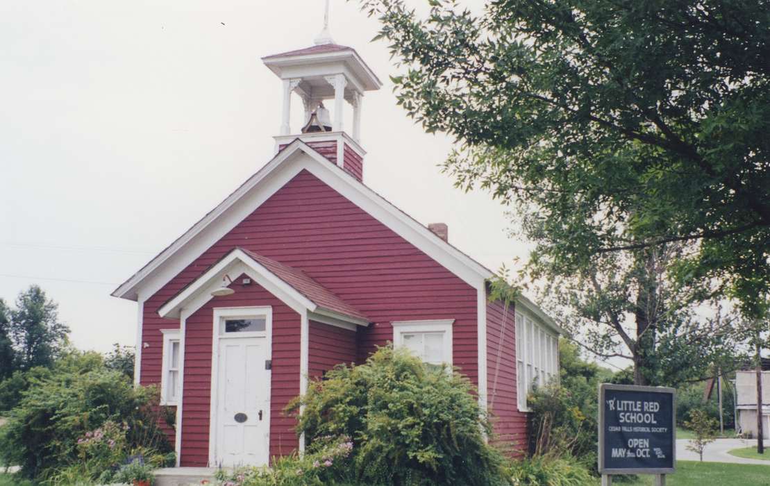 rural school, one room schoolhouse, Cedar Falls, IA, history of Iowa, Iowa, University of Northern Iowa Museum, Iowa History