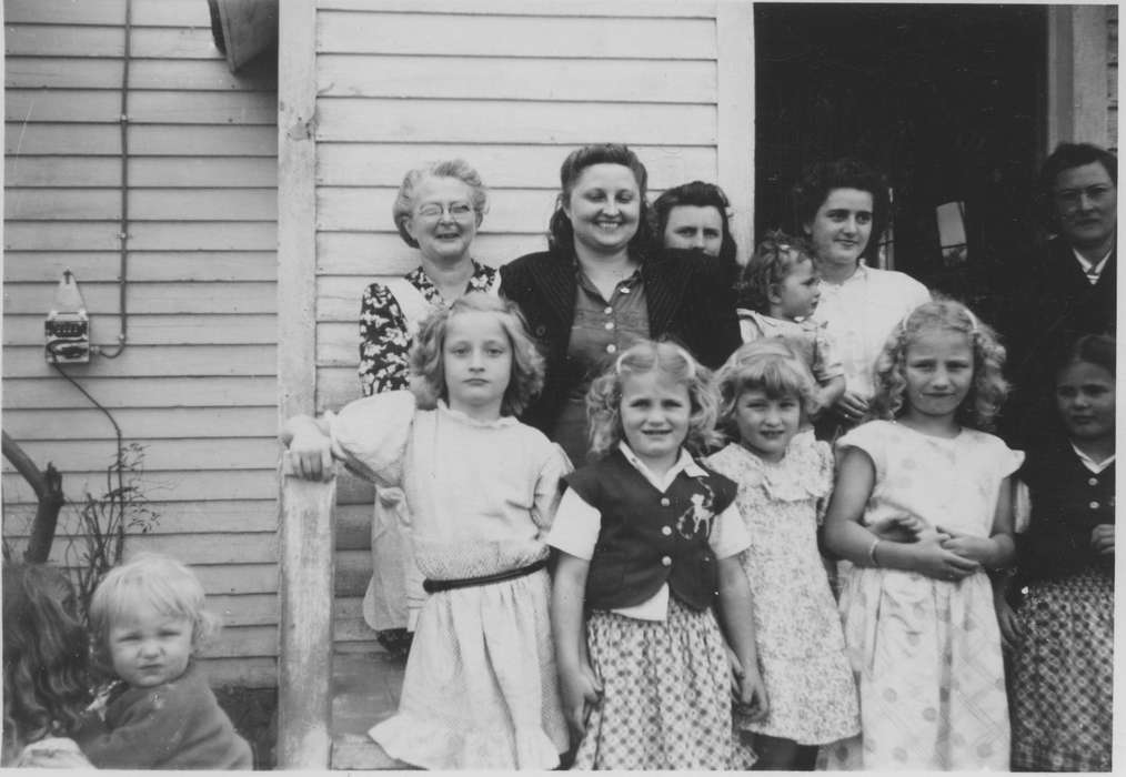 Portraits - Group, Bouck, Sharon, Iowa History, Iowa, Schools and Education, Buchanan County, IA, Children, history of Iowa