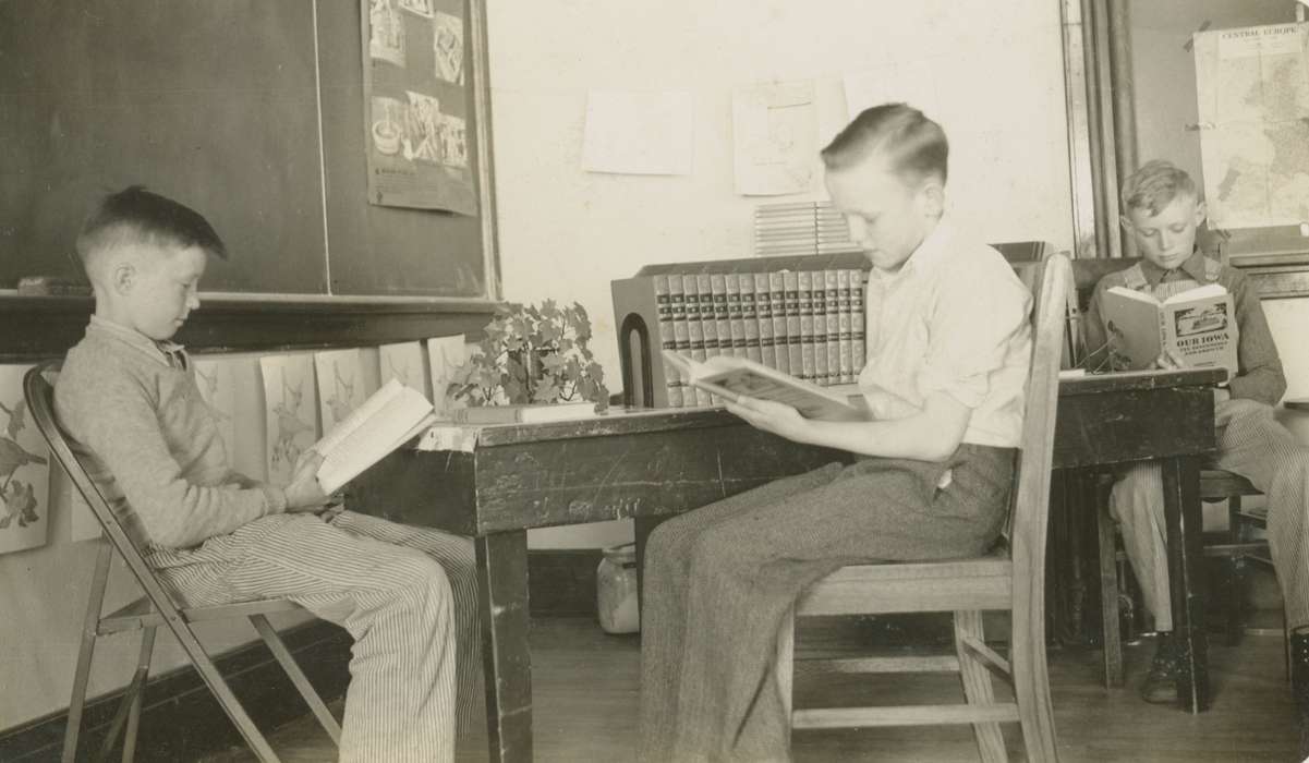 history of Iowa, Iowa History, Eilderts, Carol, book, New Hartford, IA, chair, Iowa, desk, Schools and Education, Children, reading