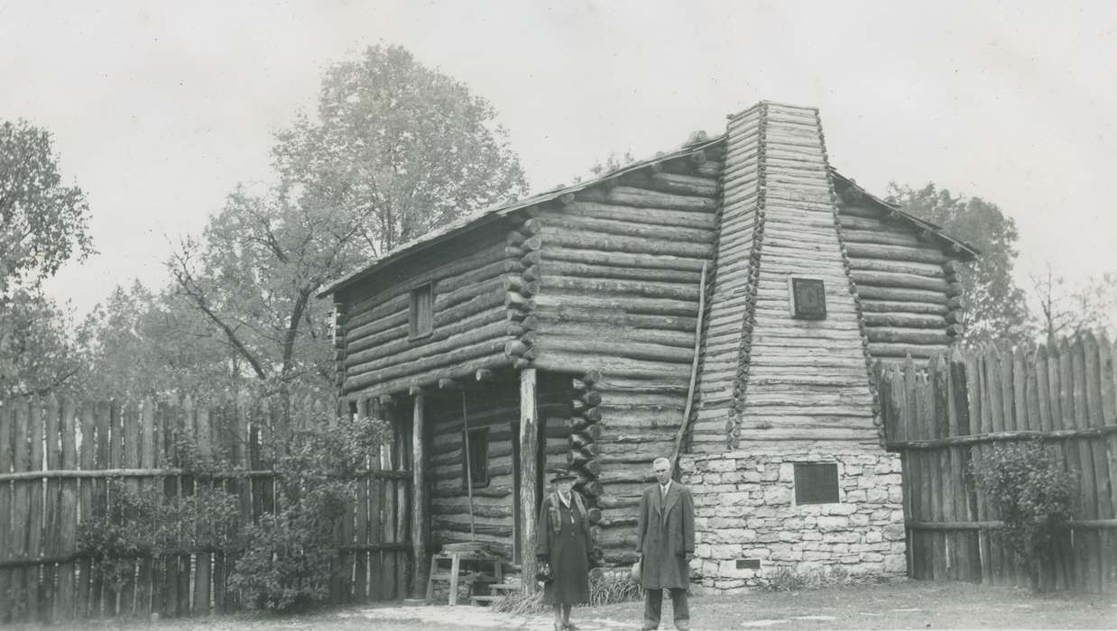 Harrodsburg, KY, Iowa History, McMurray, Doug, cabin, Iowa, history of Iowa, Portraits - Group, Travel