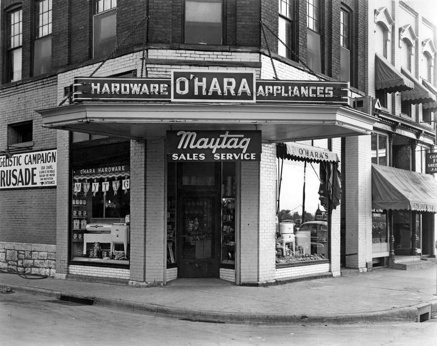 Iowa, Ottumwa, IA, storefront, advertisement, store, hardware, Lemberger, LeAnn, sign, Cities and Towns, Businesses and Factories, history of Iowa, Iowa History