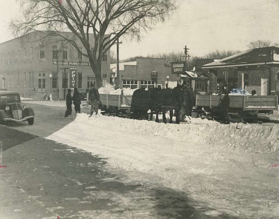 Main Streets & Town Squares, men, working men, Iowa History, history of Iowa, Winter, Businesses and Factories, Animals, Waverly, IA, horse and cart, Iowa, Cities and Towns, snow removal, snow, Waverly Public Library, Labor and Occupations