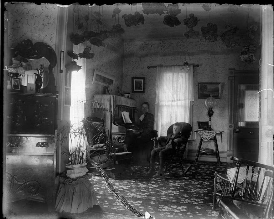 piano, Iowa History, rocking chair, Leisure, history of Iowa, IA, rug, Iowa, Anamosa Library & Learning Center, Homes, Children