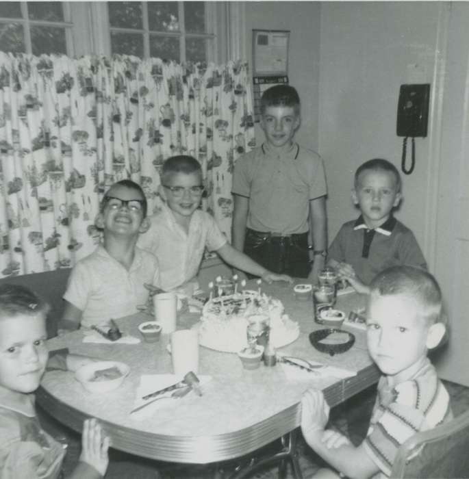 history of Iowa, Iowa History, birthday cake, birthday, Council Bluffs, IA, brothers, boys, Iowa, Henderson, Dan, Food and Meals, Children, birthday party