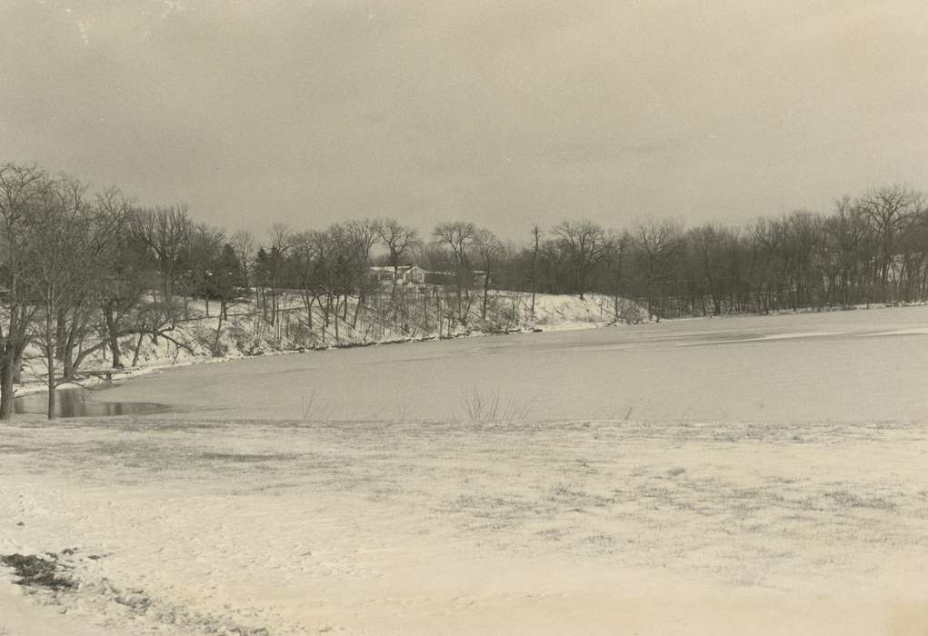 Winter, Waverly Public Library, Iowa History, Lakes, Rivers, and Streams, Waverly, IA, frozen, history of Iowa, Iowa, cedar river