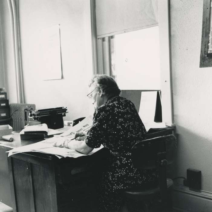 history of Iowa, woman, Waverly, IA, Waverly Public Library, Iowa, radiator, desk, office, Iowa History, correct date needed, office chair, typewriter, Labor and Occupations