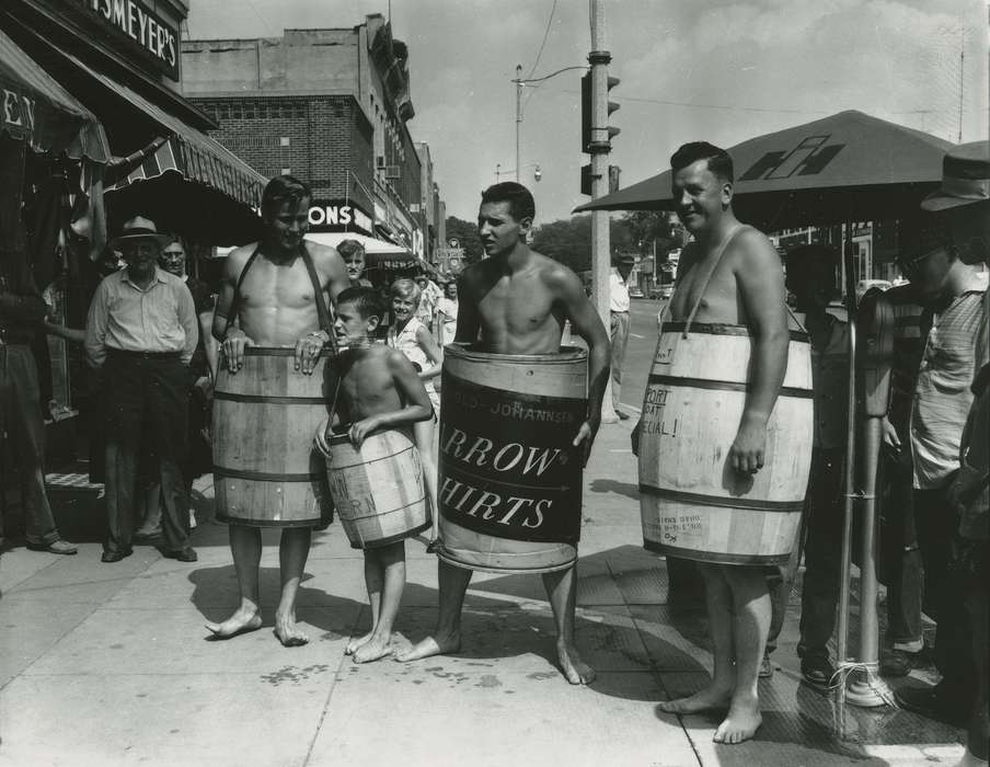 Portraits - Group, history of Iowa, Iowa History, Entertainment, Waverly, IA, Iowa, boy, barrel, silly, Children, Waverly Public Library