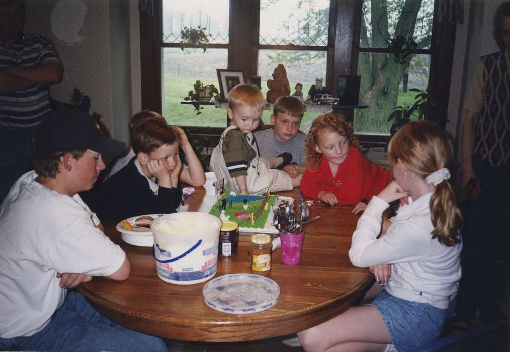 Food and Meals, Aden, Marilyn, cake, ice cream, Iowa, Children, Homes, dining room, Pomeroy, IA, history of Iowa, blue bunny, birthday, Iowa History