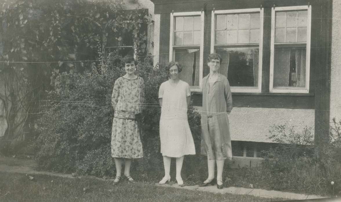 McMurray, Doug, Portraits - Group, dress, Iowa History, Iowa, Webster City, IA, history of Iowa