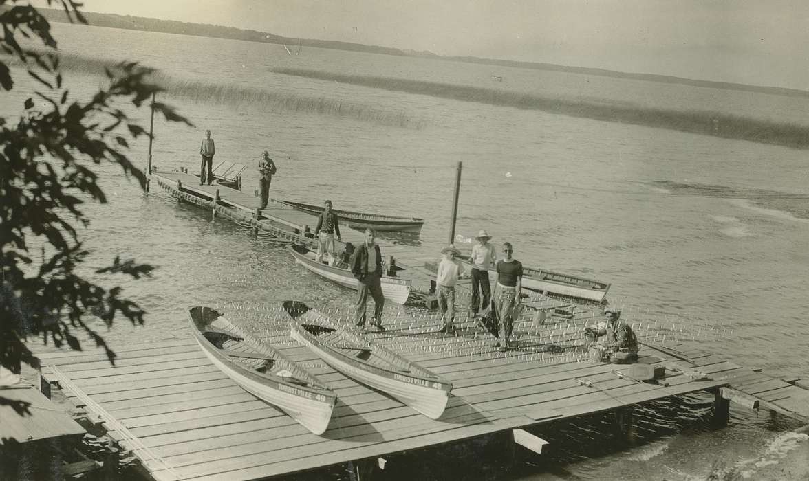 Portraits - Group, Clear Lake, IA, lake, history of Iowa, Iowa History, Lakes, Rivers, and Streams, Iowa, dock, boat, McMurray, Doug, Children, Outdoor Recreation