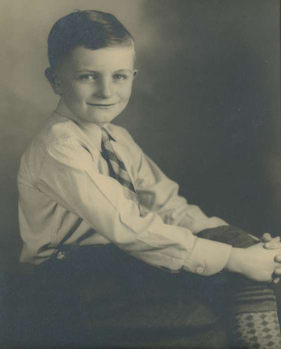 history of Iowa, Iowa History, smile, child, tie, portrait, Neymeyer, Robert, Iowa, boy, Children, Portraits - Individual