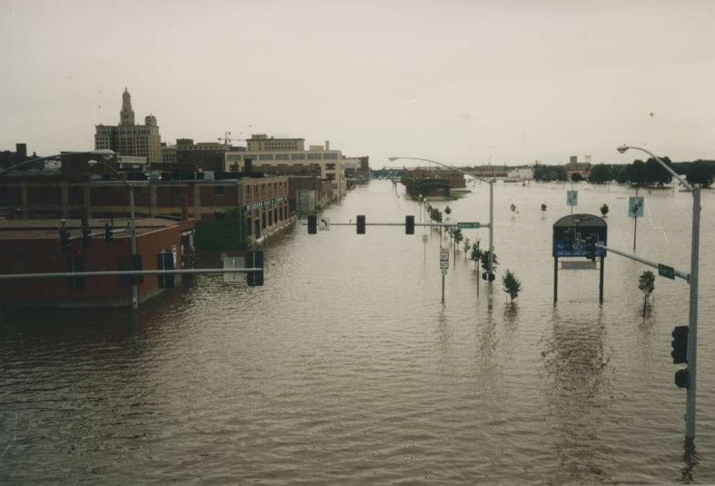 Main Streets & Town Squares, Floods, history of Iowa, Buffalo, IA, Iowa History, mississippi river, Iowa, stoplight, Swanson, Chris
