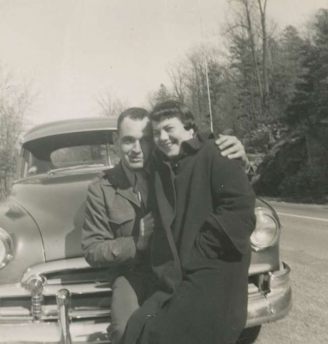 Portraits - Group, history of Iowa, Iowa History, Motorized Vehicles, car, Iowa, Herndon, IA, Bergmann, Elizabeth