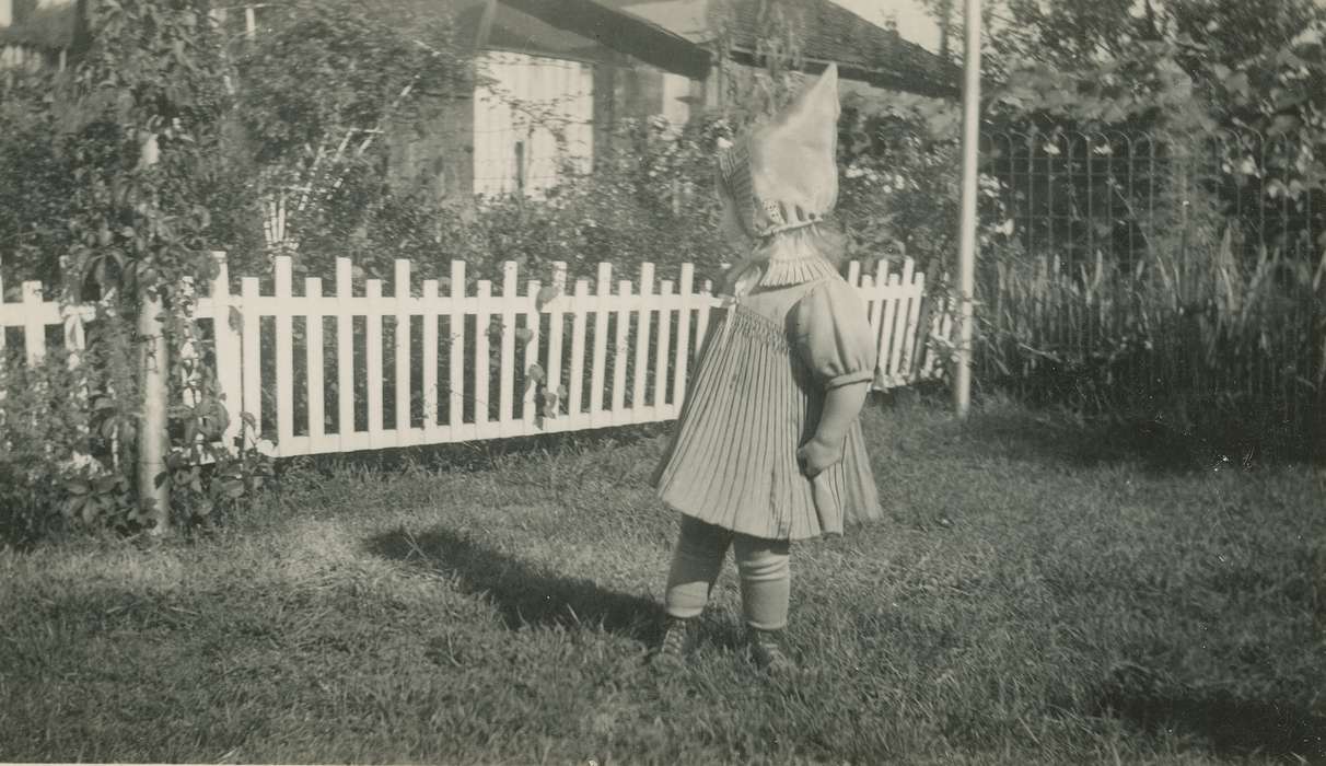 history of Iowa, Iowa History, garden, Iowa, fence, Fredericks, Robert, Dubuque County, IA, Children, hat