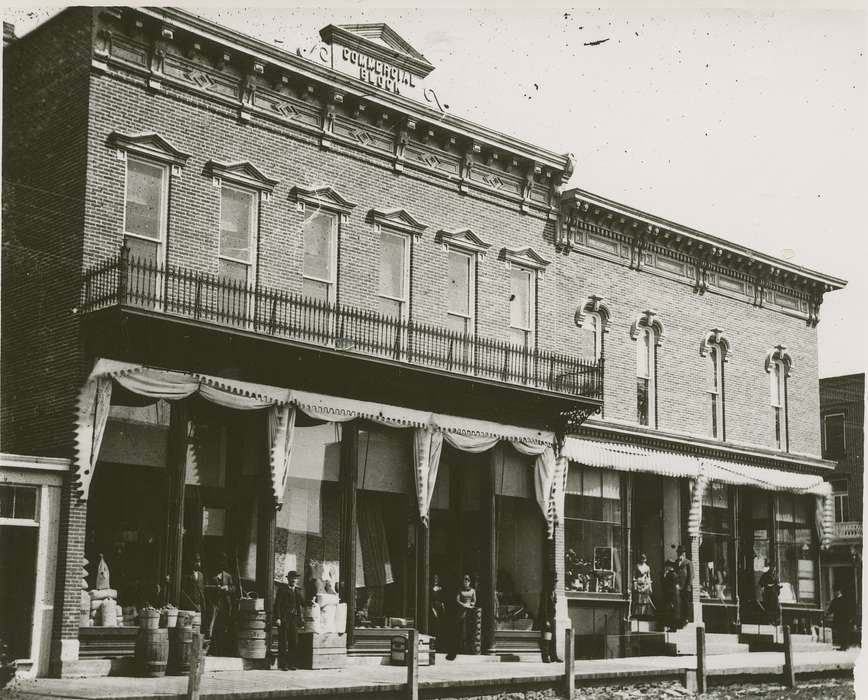 main street, Main Streets & Town Squares, history of Iowa, Iowa History, storefront, Iowa, Anamosa, IA, Hatcher, Cecilia