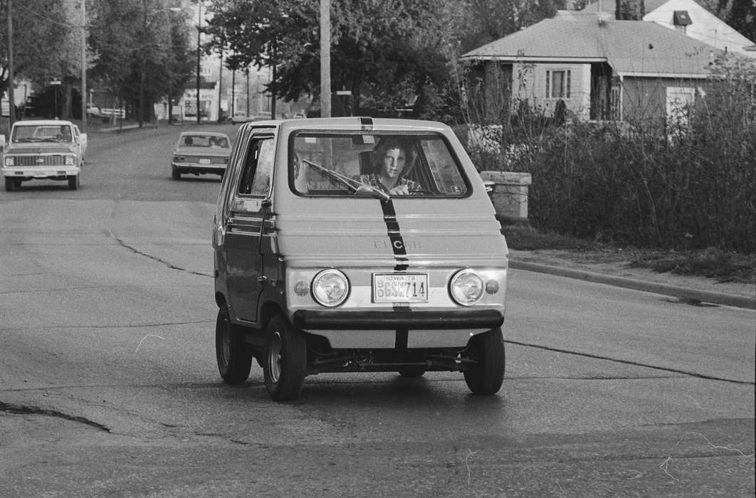 electric car, elcar, history of Iowa, Iowa History, zagato zele, Ottumwa, IA, Lemberger, LeAnn, Motorized Vehicles, road, car, Iowa, Cities and Towns, street, driver