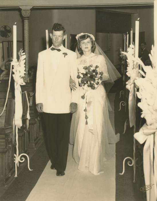 wedding dress, church, Iowa History, bouquet, Iowa, history of Iowa, Weddings, Roquet, Ione, Des Moines, IA