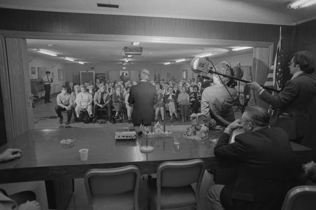 Civic Engagement, Ottumwa, IA, history of Iowa, campaign, Lemberger, LeAnn, camera, crowd, Iowa, jimmy carter, Iowa History, president