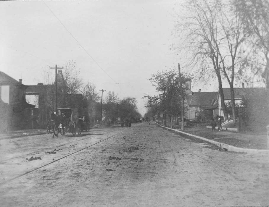 history of Iowa, Iowa History, Ottumwa, IA, street, Lemberger, LeAnn, road, Iowa, Cities and Towns, horse