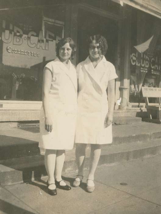 Portraits - Group, Main Streets & Town Squares, history of Iowa, Iowa History, storefront, Businesses and Factories, Waverly, IA, Iowa, bus stop, Waverly Public Library, Labor and Occupations