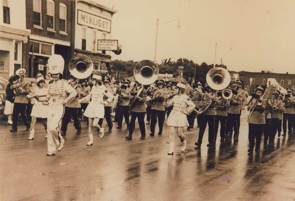 Civic Engagement, Fairs and Festivals, students, history of Iowa, Entertainment, instruments, Main Streets & Town Squares, Iowa, Cities and Towns, Waverly Public Library, band, Iowa History