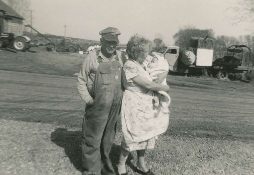 Portraits - Group, hat, Iowa History, Iowa, Bergmann, Elizabeth, Families, baby, truck, Farms, overalls, Herndon, IA, history of Iowa, Children, grandparents