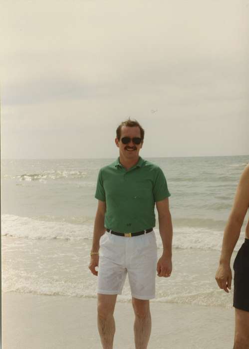 Travel, history of Iowa, Iowa History, Nulty, Tom and Carol, vacation, Charlestown, RI, ocean, beach, Iowa, sand, Portraits - Individual
