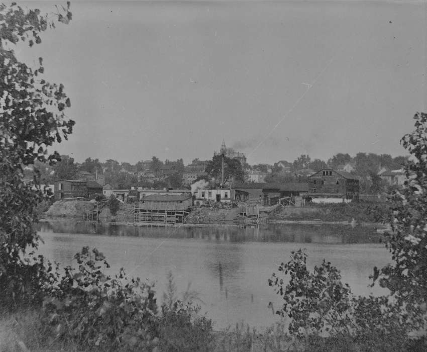 Main Streets & Town Squares, history of Iowa, Iowa History, Ottumwa, IA, Lemberger, LeAnn, Businesses and Factories, downtown, Prisons and Criminal Justice, Lakes, Rivers, and Streams, river, Iowa, Cities and Towns