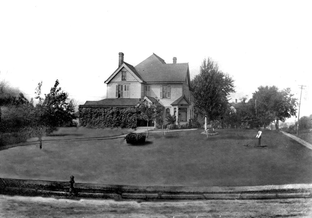 Cities and Towns, Motorized Vehicles, fence, Iowa History, road, Ottumwa, IA, Leisure, lawn mower, sidewalk, history of Iowa, pole, tree, Iowa, ivy, Homes, Lemberger, LeAnn