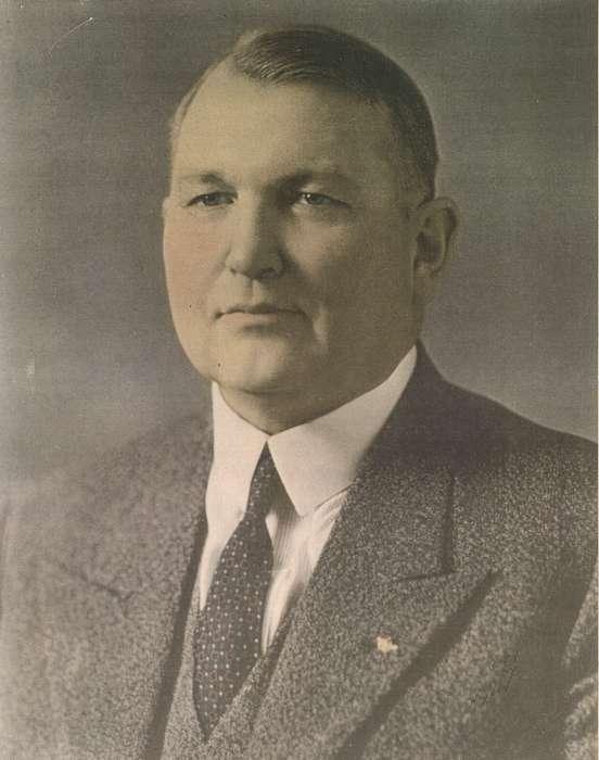 history of Iowa, Iowa History, anamosa state penitentiary, Anamosa State Penitentiary Museum, necktie, Iowa, Anamosa, IA, Portraits - Individual