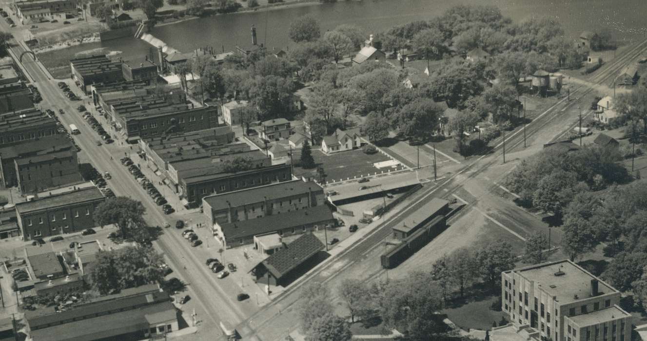 Businesses and Factories, Cities and Towns, aerial, Iowa, Waverly Public Library, Iowa History, Aerial Shots, courthouse, Waverly, IA, river, history of Iowa