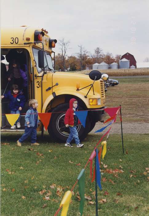 Iowa, Grinnell, IA, school bus, Schools and Education, Children, bus, Twitchell, Hannah, history of Iowa, Motorized Vehicles, Iowa History