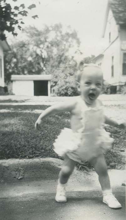 history of Iowa, Iowa History, Webster City, IA, Iowa, McMurray, Doug, Children, toddler, Portraits - Individual