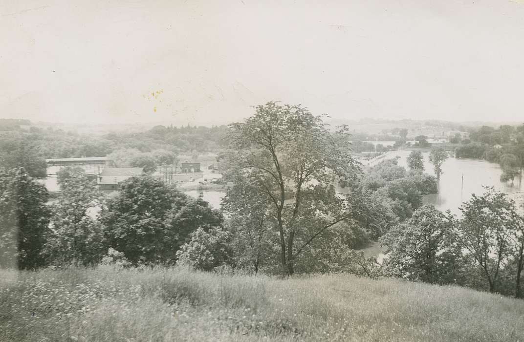 Hatcher, Cecilia, history of Iowa, Iowa History, Lakes, Rivers, and Streams, Iowa, tree, Anamosa, IA, Landscapes, park