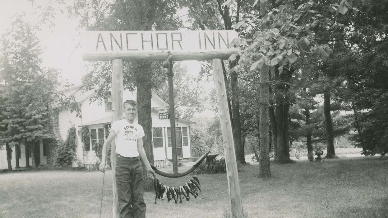 Elderkin, Don, Spring Lake, MN, fishing, inn, fish, Iowa History, Children, Iowa, history of Iowa, Portraits - Individual, fishing rod