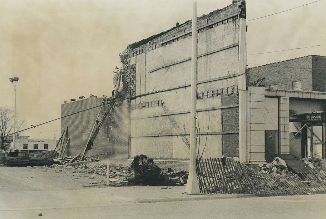 history of Iowa, Waverly Public Library, Waverly, IA, Main Streets & Town Squares, Iowa, building, Iowa History, rubble, Cities and Towns, demolition