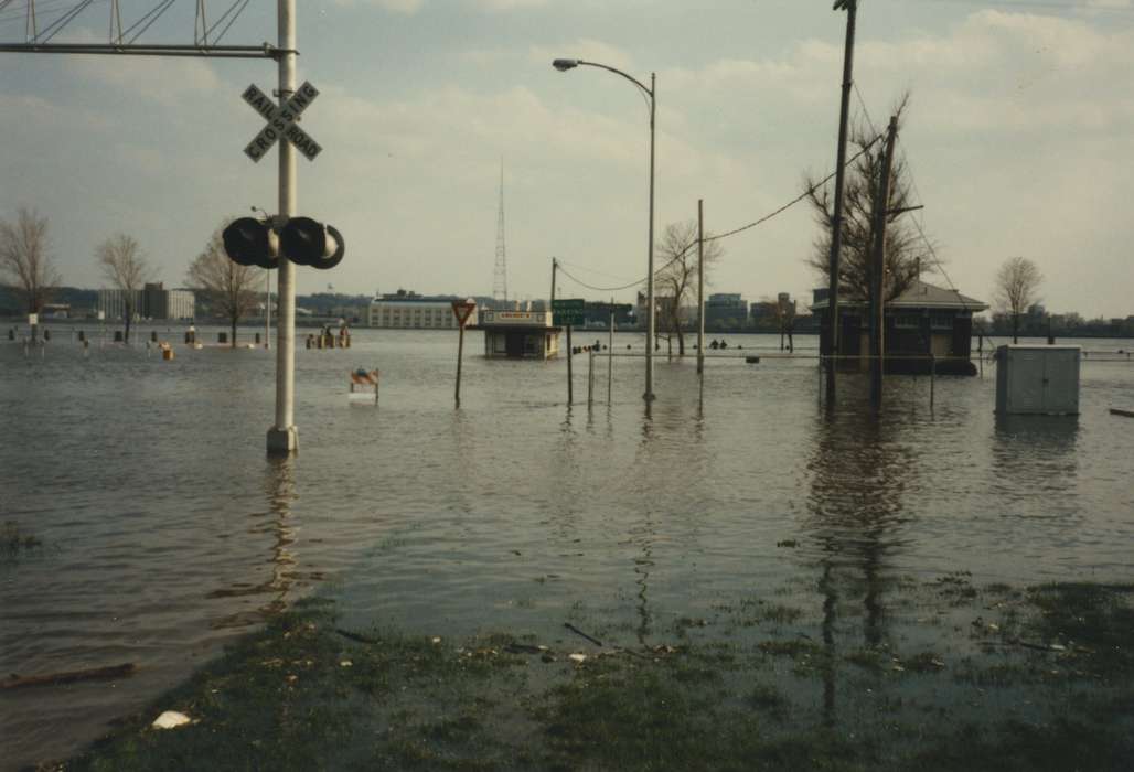 Becker, Alfred, Iowa, train tracks, Lakes, Rivers, and Streams, history of Iowa, Davenport, IA, Floods, Iowa History