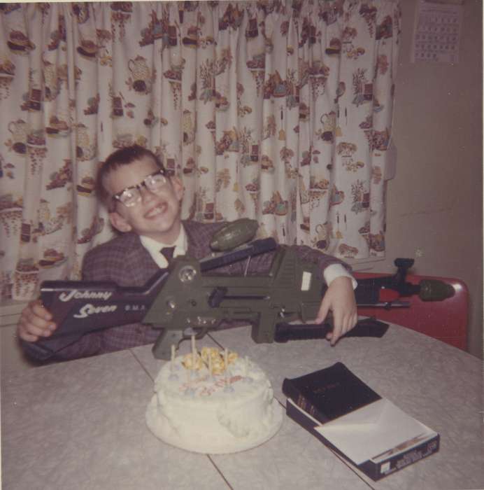 present, boy, birthday, Iowa History, Children, toy, Iowa, Council Bluffs, IA, history of Iowa, Families, gun, Henderson, Dan
