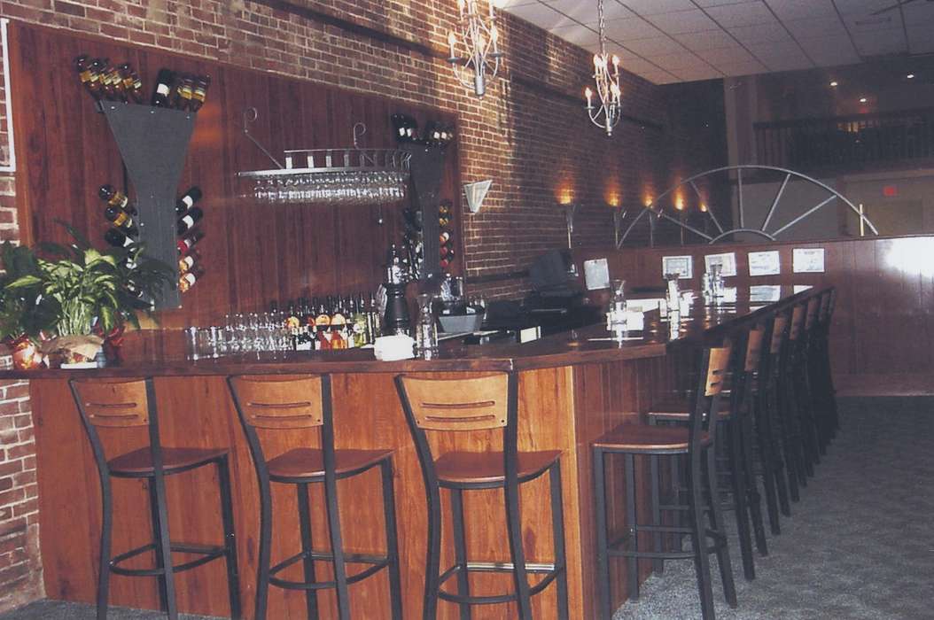 history of Iowa, Iowa History, bar, Businesses and Factories, alcohol, Waverly, IA, Iowa, correct date needed, Cities and Towns, restaurant, Food and Meals, wine, Waverly Public Library